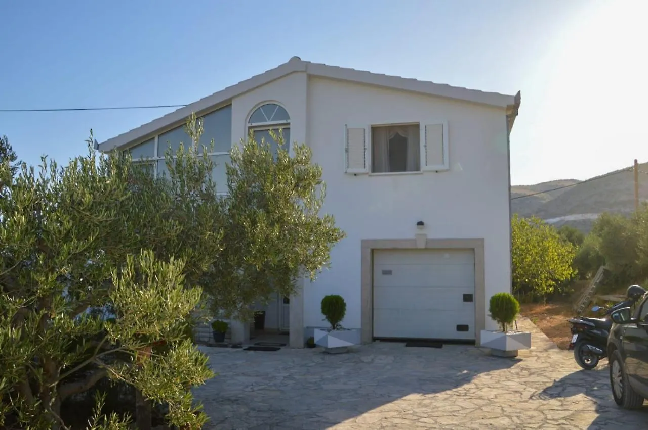 Apartment Blanka With A Beautiful View Of Trogir