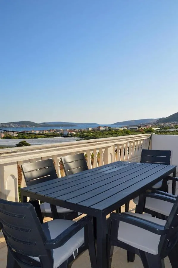 Apartment Blanka With A Beautiful View Of Trogir Croacia